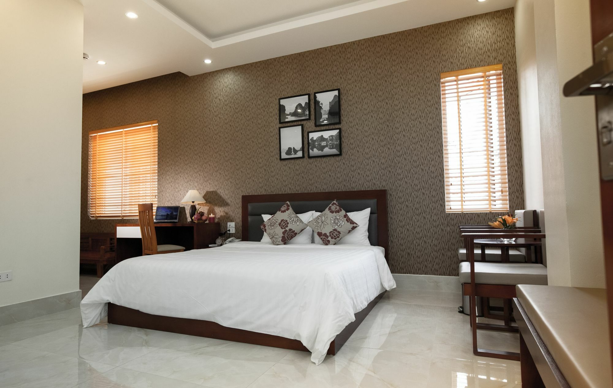 Halong Seoul Hotel Hạ Long Extérieur photo